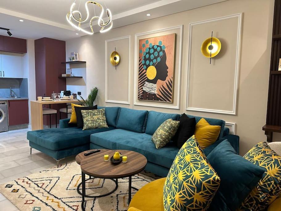 Apartment Stylish Lumineux Et Luxueux Au Coeur De Maarif Quartier Palmier Pres De Station Tramway & Bd Abdelmoumen