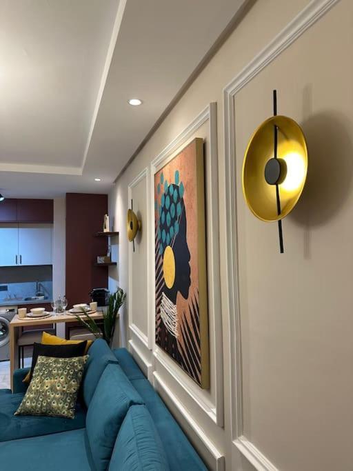 Apartment Stylish Lumineux Et Luxueux Au Coeur De Maarif Quartier Palmier Pres De Station Tramway & Bd Abdelmoumen *