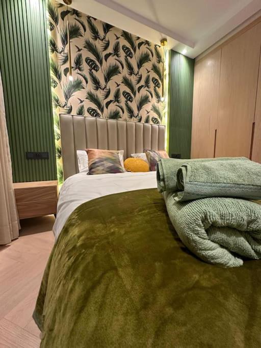 Stylish Lumineux Et Luxueux Au Coeur De Maarif Quartier Palmier Pres De Station Tramway & Bd Abdelmoumen Apartment Casablanca