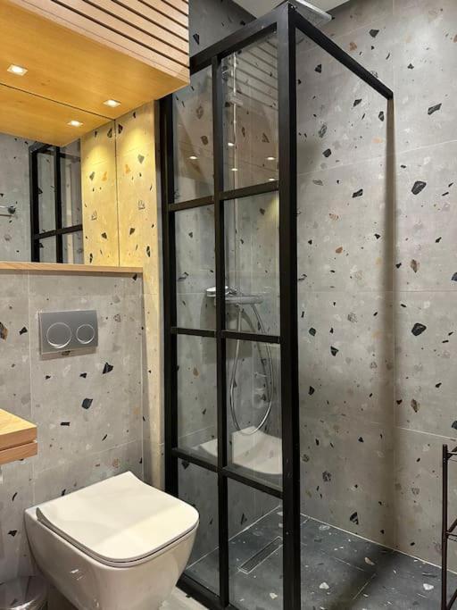 Stylish Lumineux Et Luxueux Au Coeur De Maarif Quartier Palmier Pres De Station Tramway & Bd Abdelmoumen *
